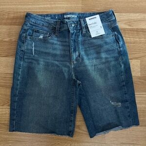 NWT Sonoma Ladies High Rise Bermuda Short Size 6
